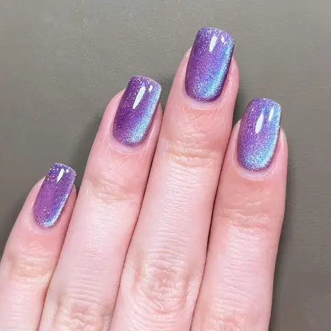 Cat Eye Finish Fake Nails with Nail File & Tape, 24pcs Removable Shimmer Iridescent Decorative Nails for Women Nail Art, Effortless Press on Nails