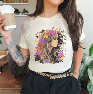 Stevie Nicks Inspired Floral Graphic Tee, Boho Music T-Shirt, Vintage 70s Rock Style, Gift for Music Lovers, Retro Aesthetic