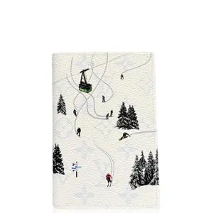 Pre-owned Louis Vuitton Leather clutches & wristlets Lv Ski Passport Cover White Monogram White (jx032426a1)