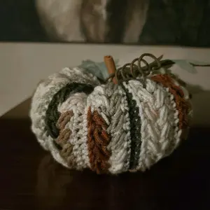 Small Wheat Stitch Pumpkin - Handcrafted Decorative Item with Unique Design Elements
