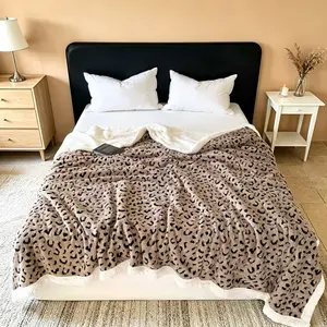 Leopard print double-sided blanket, Soft blanket throw, 1 counts, 3 colors available, 4 sizes, comfortable and breathable, suitable for bedroom/office/outdoor camping/sandwich picnic/living room sofa, machine washable and easy to clean