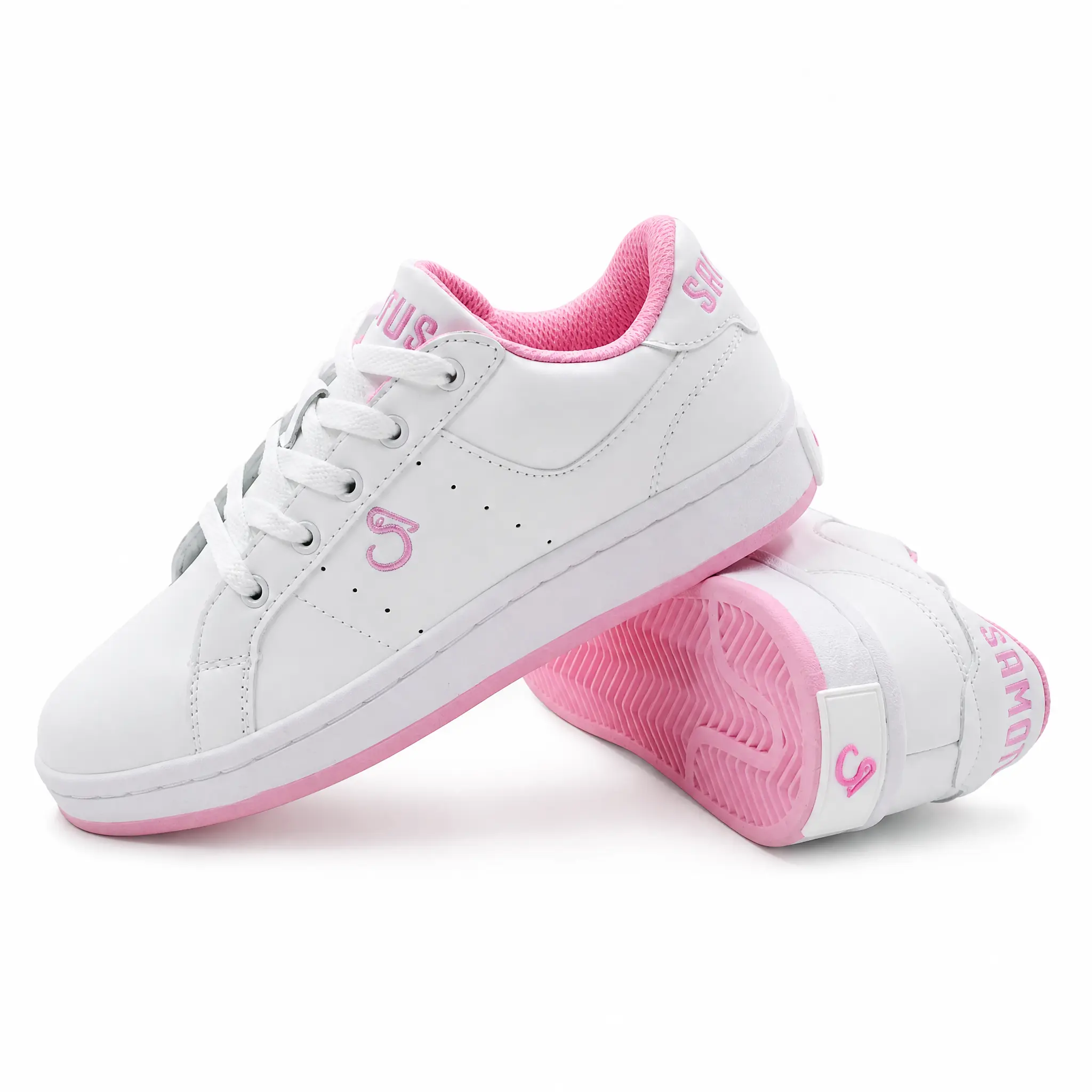 Girl-style white and pink patchwork sneakers with simple embroidered logo design, lightweight soft sole, casual versatile little white shoes for girls