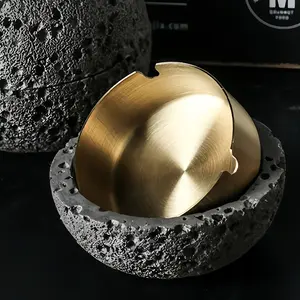 Nordic Industrial Minimalist Concrete Ashtray, Artisan-Made, Removable Stainless Steel Bowl, Anti-Fly Ash Lid, Easy Clean, Durable Decor