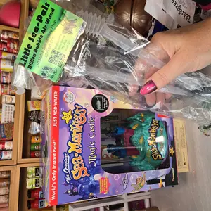 Sea-Monkeys Magic Castle - World's Only Instant Pets - Aquarium (Pack of 1) Black Shrimp