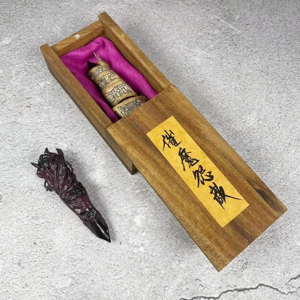 Anime Japanese Cursed Wooden Box Action Figures - Table Desk Ornament, Desktop Ornaments, House Accessories & Toy Gift, Figurine Decor
