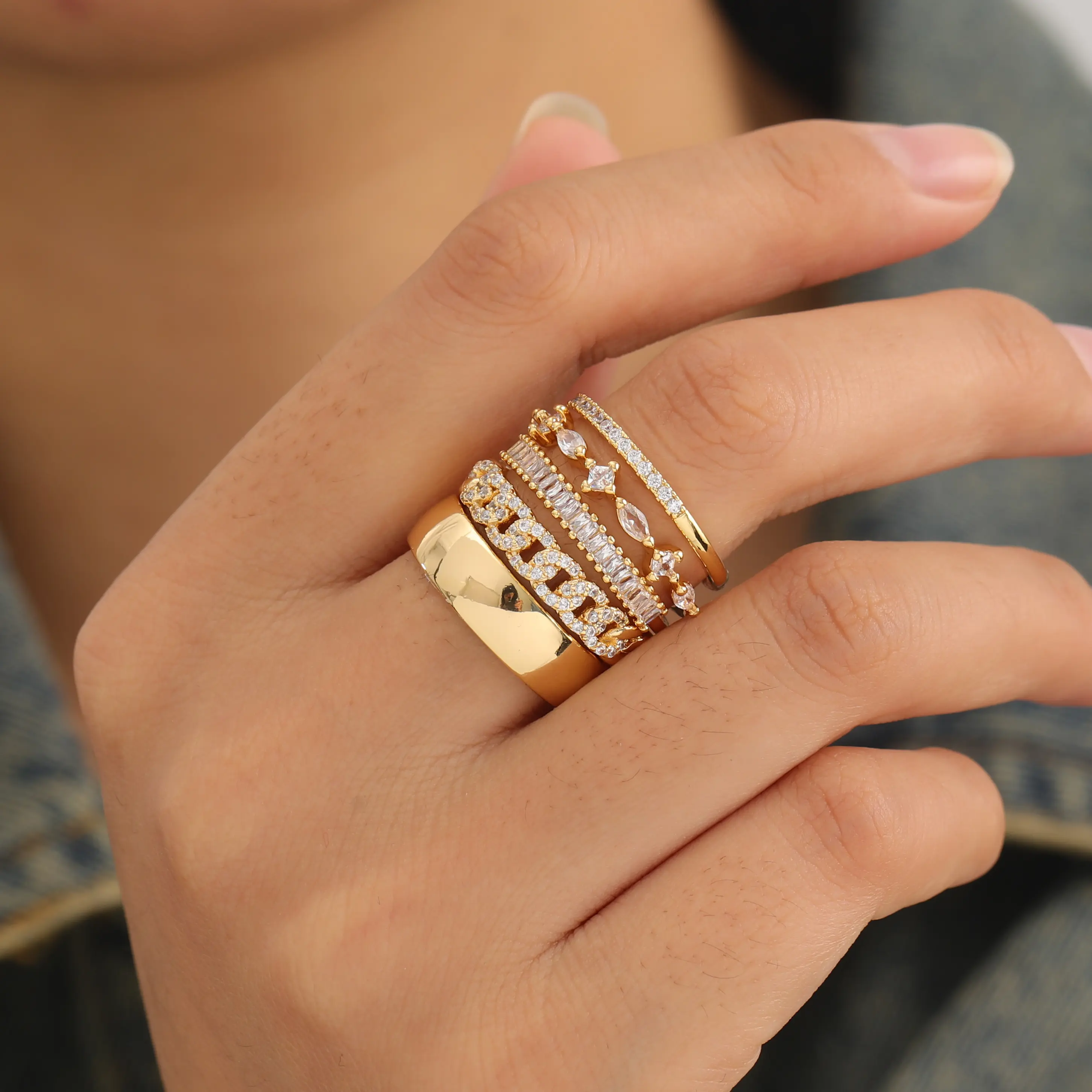 Women's 5Pcs/Set 18K Gold-Plated Chunky Jewelry Stacking Band Set Rings - Non-Tarnish Coating, Dainty Cubic Zirconia, Thumb Option, Cute Engagement & Daily Use, Size 7-11, Accessories Bundle Rings
