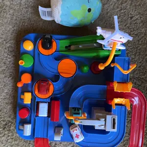 Kids Race Track Adventure Toy – Interactive Puzzle Track Playset with 6 Cars, Builds Thinking & Fine Motor Skills, Safe & Easy Assembly
