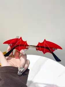 Bat Design Sunglasses, Fashionable Tinted Lens Sunglasses for Women & Men, Fashion Accessories for Everyday Use and Outdoor Activities, Stylish Glasses