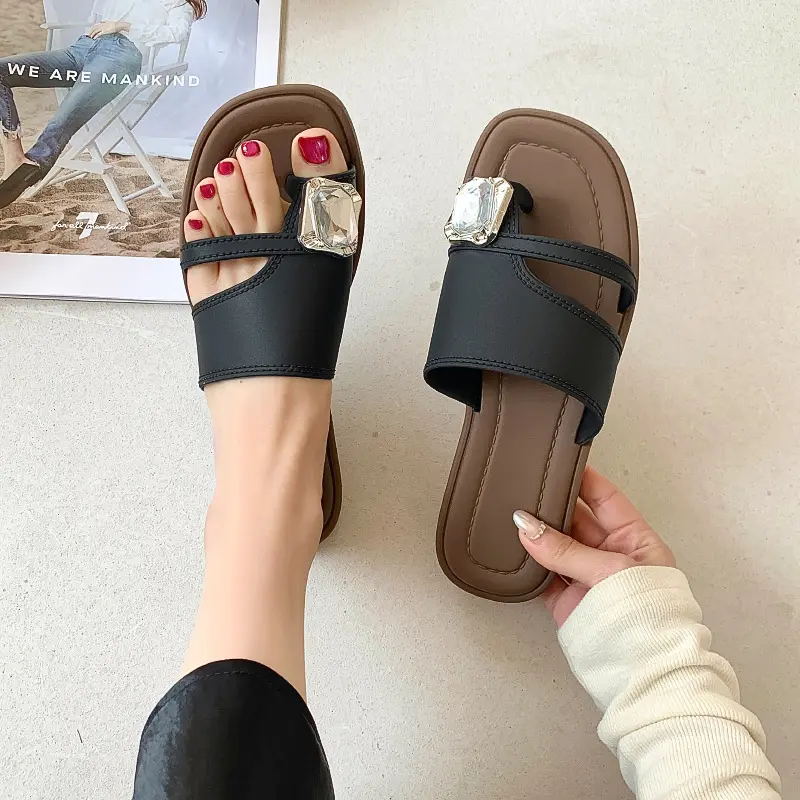 8989 Rhinestone Black