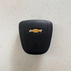 Suitable for Chevrolet Old Cruze Steering Wheel Horn Cover Driving Body Plastic Parts