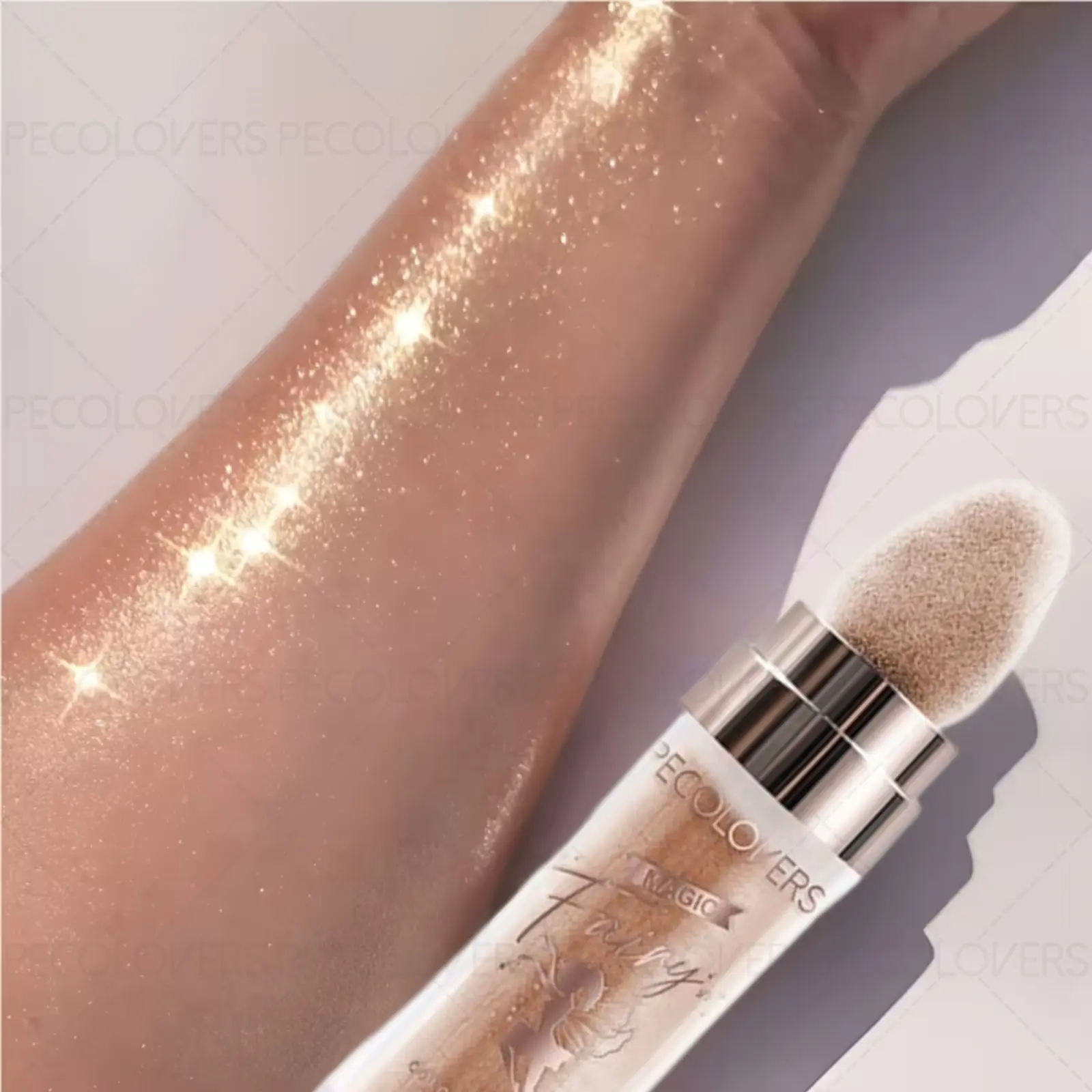 1PC Glitter Highlighter Makeup for Face, Body and Neck - Brightening, Long-lasting Shine, Long Lasting Shimmer, Waterproof, Fine Powder Perfect for Christmas and Holiday Parties