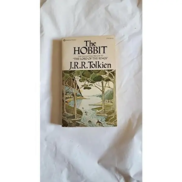 USED Book - The Hobbit by et al. J. R. R. Tolkien (Unknown) - english
