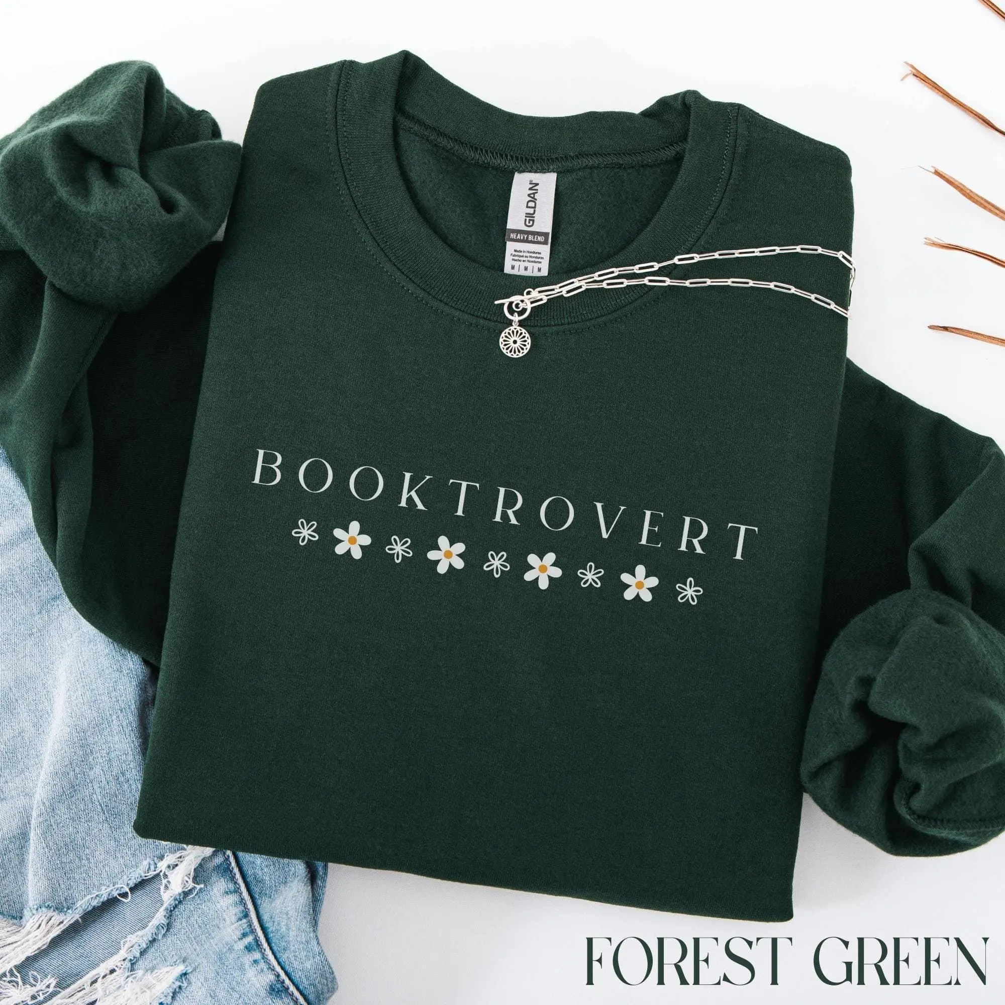 Booktrovert Sweatshirt: Book Lover - Bookish Gift