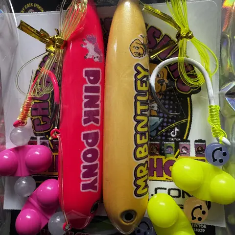 Pink Pony & Mr. Bentley 2 Pack: Pre-tied subs on 4/0 and 6/0 hooks and 80 pound yellow mono leader lines