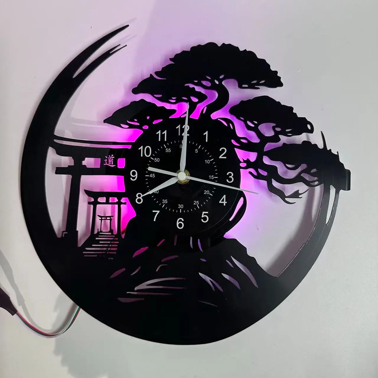 Japanese Landscape Torii Vinyl Record Wall Clock, Minimalist Style, Colorful Glow, Silent Operation, Unique Gift for Japanese Culture Lovers