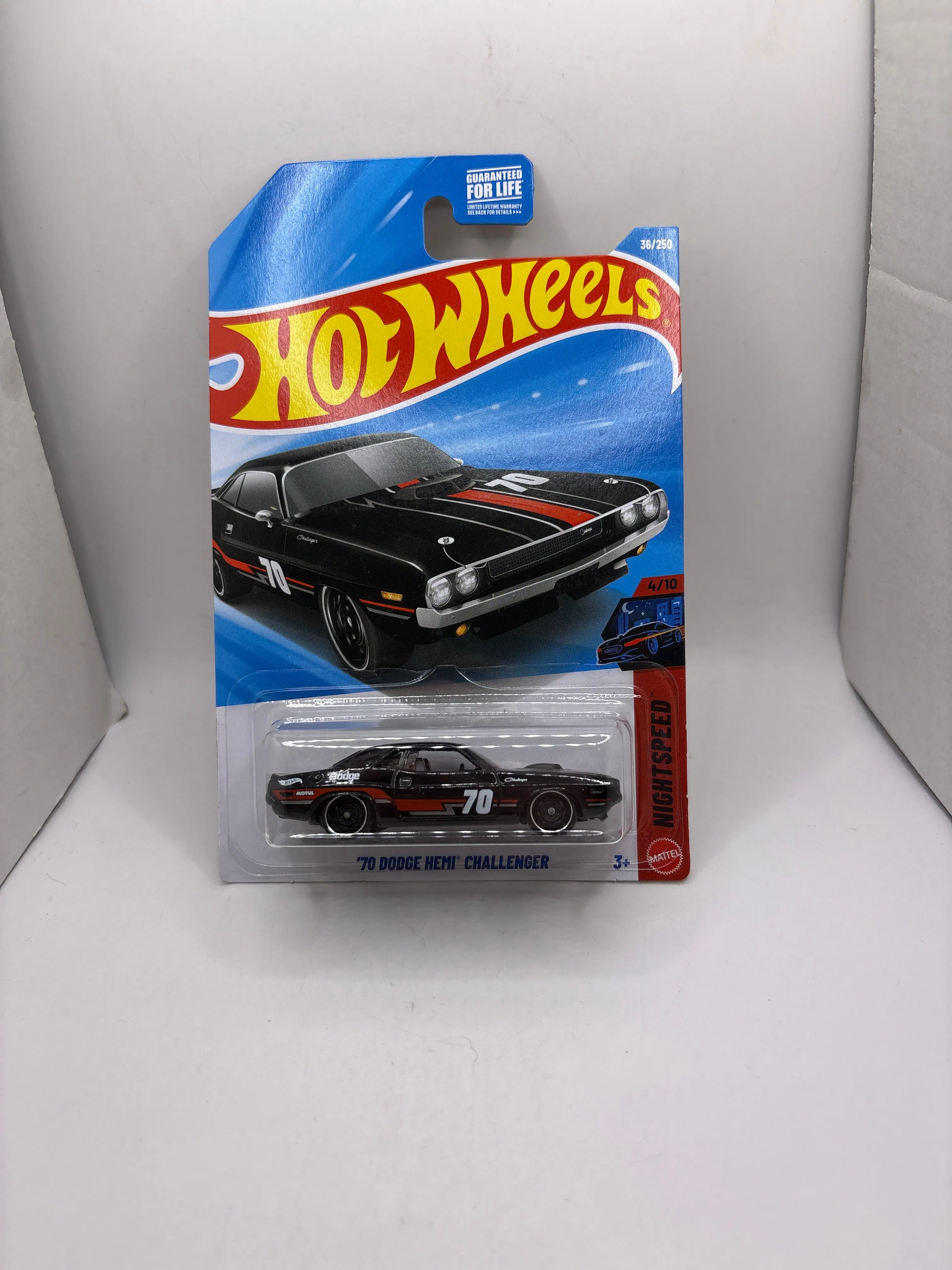 Hot Wheels 70 Dodge HEMI Challenger Diecast black
