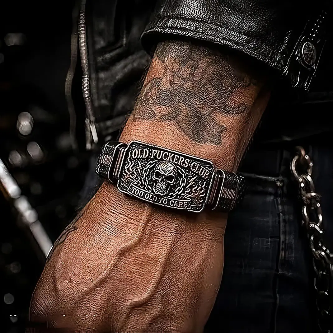 Old Fuckers Club Bracelet for Dad Husband Grandpa Too Old To Care Skull Bracelet Punk Gothic Metal Bracelet Braided Bracelets Jewelry Gifts for Men