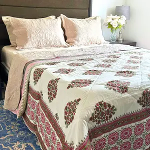 Indian Jaipuri Floral Reversible Cotton Quilt Pink