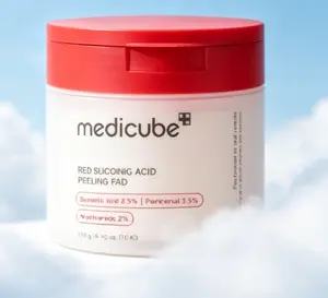 Medicube Red Succinic Acid Exfoliating Pads – 70 Count with Niacinamide for Breakout Prevention & Smooth Skin Texture