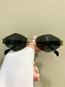 Unisex Retro Punk Fashion Glasses Metal Rhombic Frame, Trendy Polygon Decorative Eyewear for All Seasons, Cool Eyeglasses for Women Men