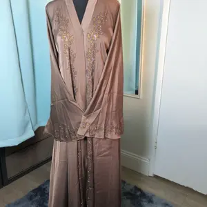 Dubia Abaya - Elegant Beige Long Dress with Embroidered Details and Matching Shawl