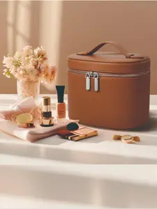 Waterproof Makeup Bag with Detachable Compartments, Portable Travel Cosmetic Organizer Box, Fashion Style, All Seasons, Travel Cosmetic Bags