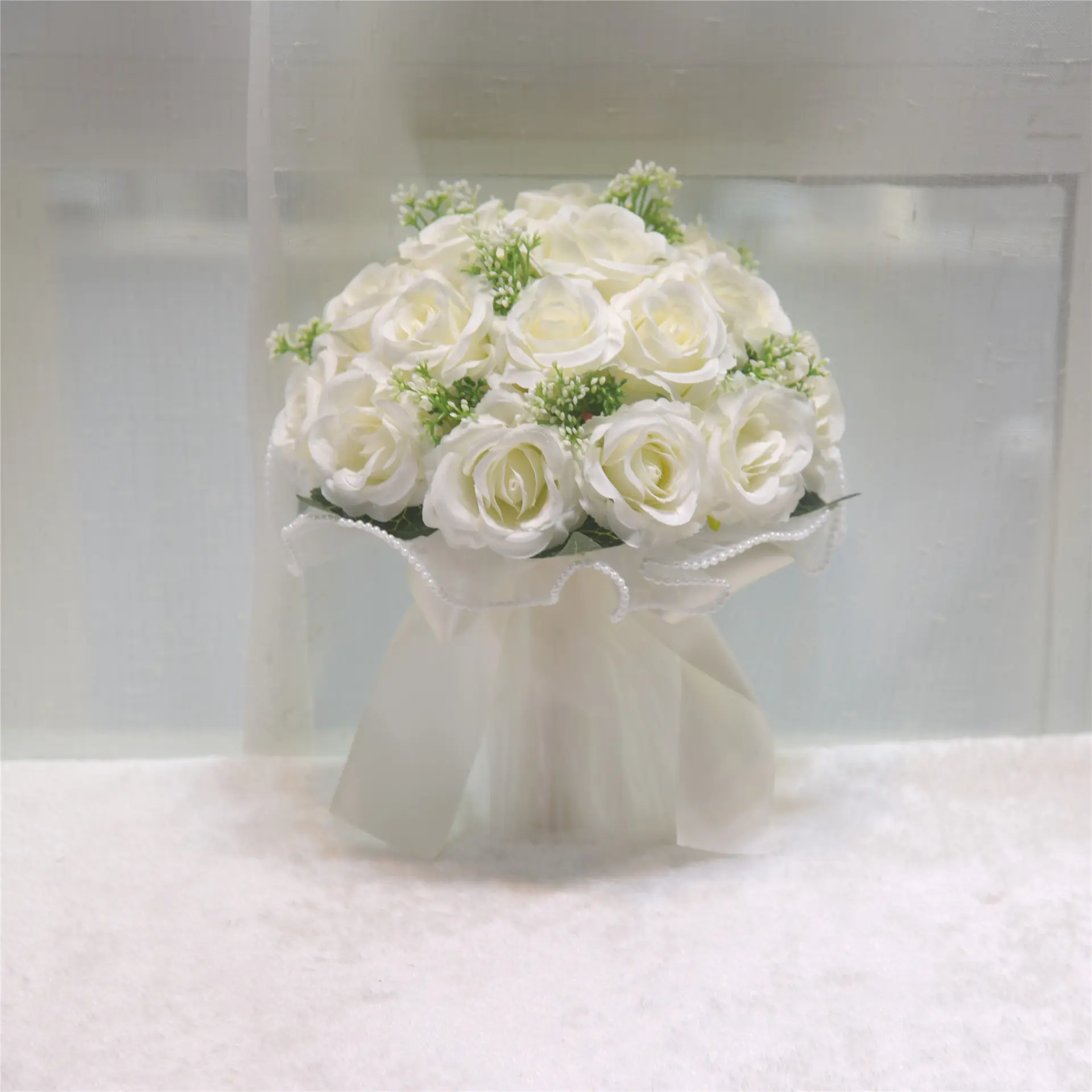 022 Large Milk White