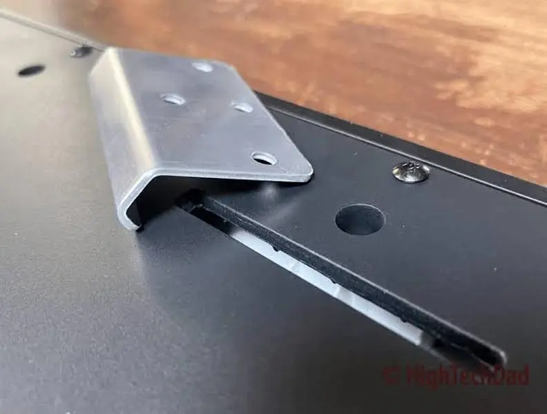 Canvia Mounting Bracket