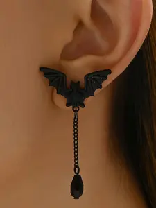 Gothic Bat Drop Earrings for Women, Witchy Jewelry, Tassel Waterdrop Design, Perfect for Halloween Party, Elegant Jewelry Gift Idea