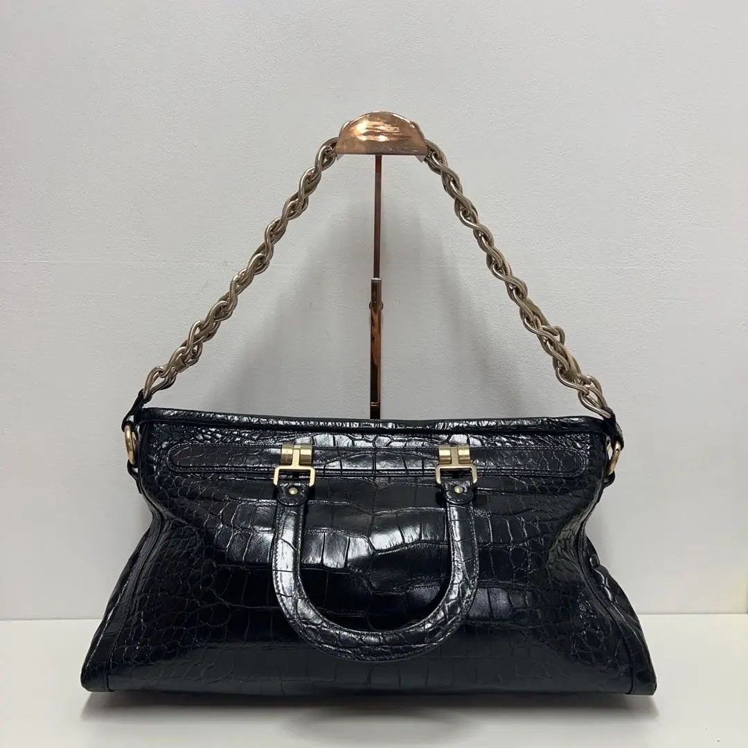 Pre-owned VERSACE Embossed Shoulder Bags Metal Chain Black CPU0622
