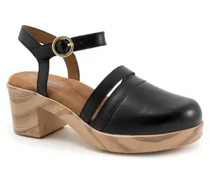 Softwalk Fillmore Leather Clog