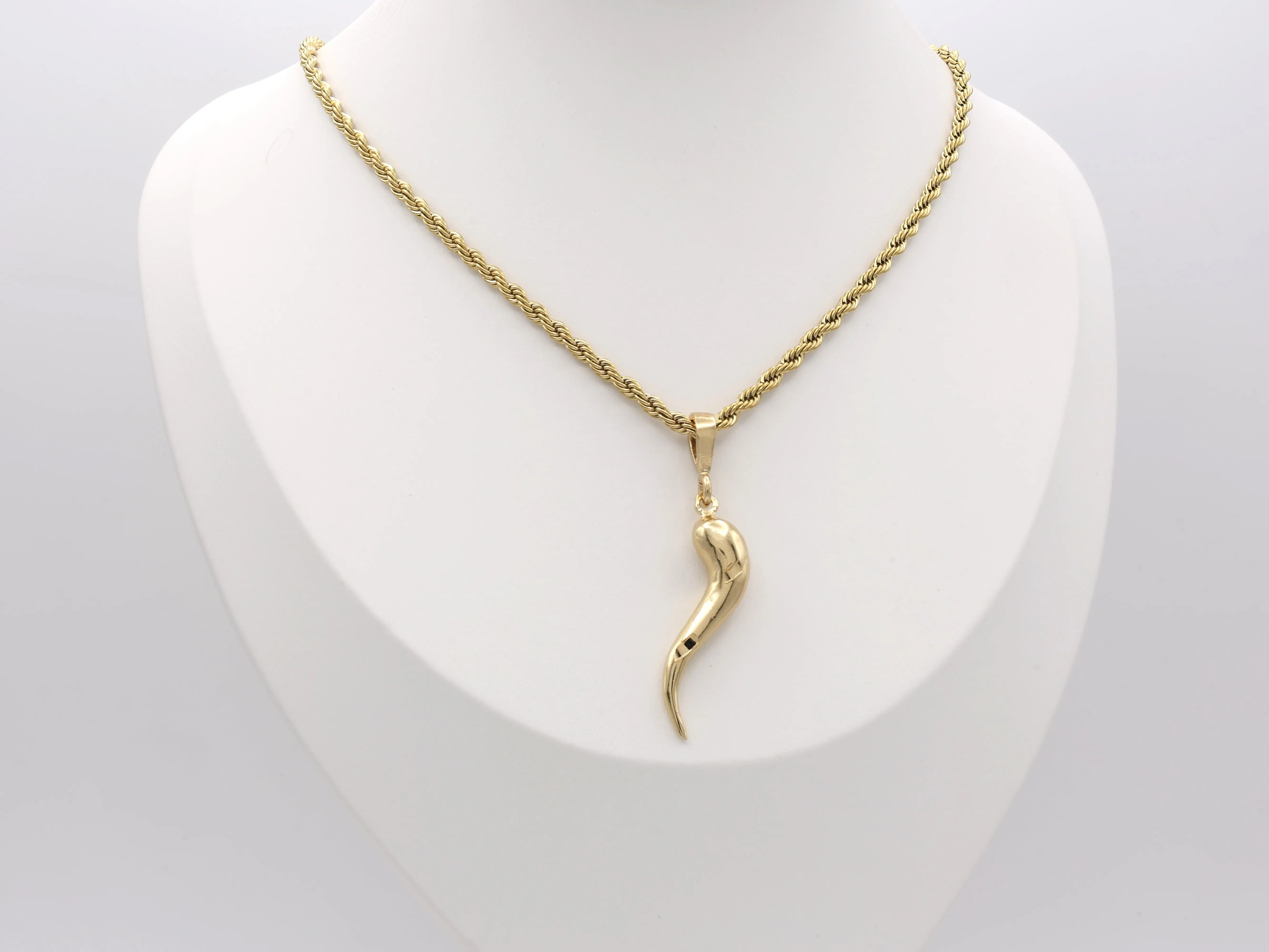 Italian Horn Necklace For Men 3mm Gold Rope Chain 14k Heavy Plated Gold Pendant High Quality Jewelry