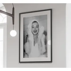 [Up to 65% Off][Free Shipping][No Frame] Marilyn Monroe Black and White Vintage Paper Bubble Bath Graphic Poster, Bathroom Wall Art, Home Decor Supplies