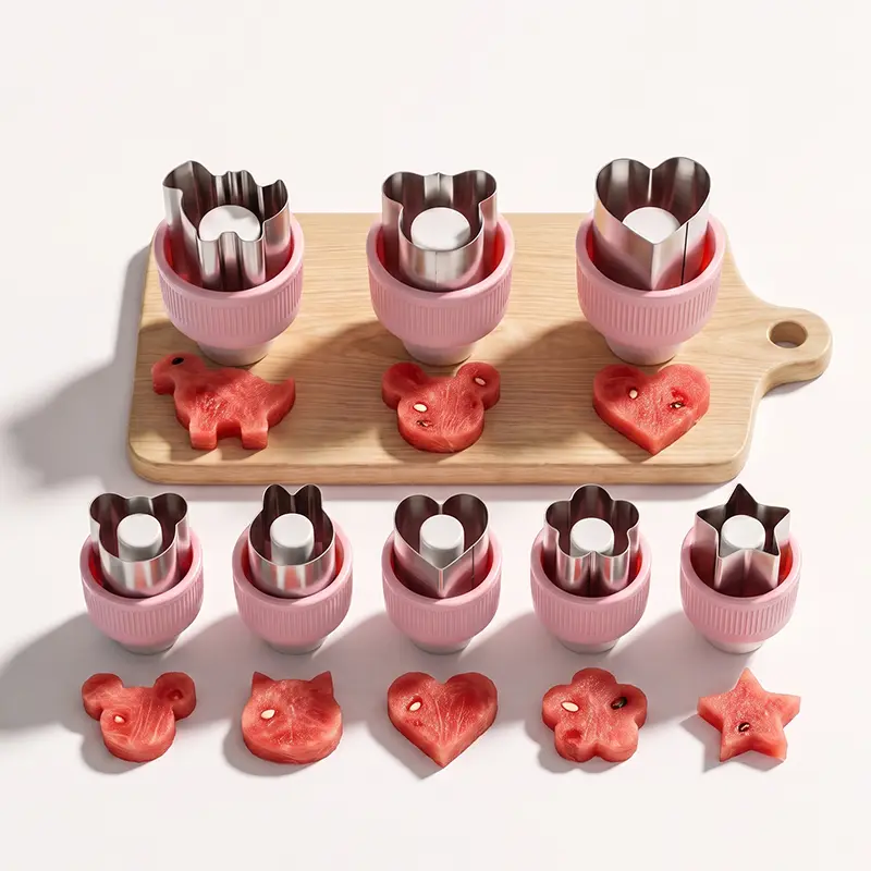 8 Pcs Kids Bento Cookie Cutters Set, Stainless Steel Fruit, Vegetable and Sandwich Cutters with Push Ejector, Dinosaur, Bear, Mouse, Cat, Flower, Star and Heart Shapes for Lunch Boxes, Cookies, Cheese,  Party Food# quick cooking tool Round Biscuit