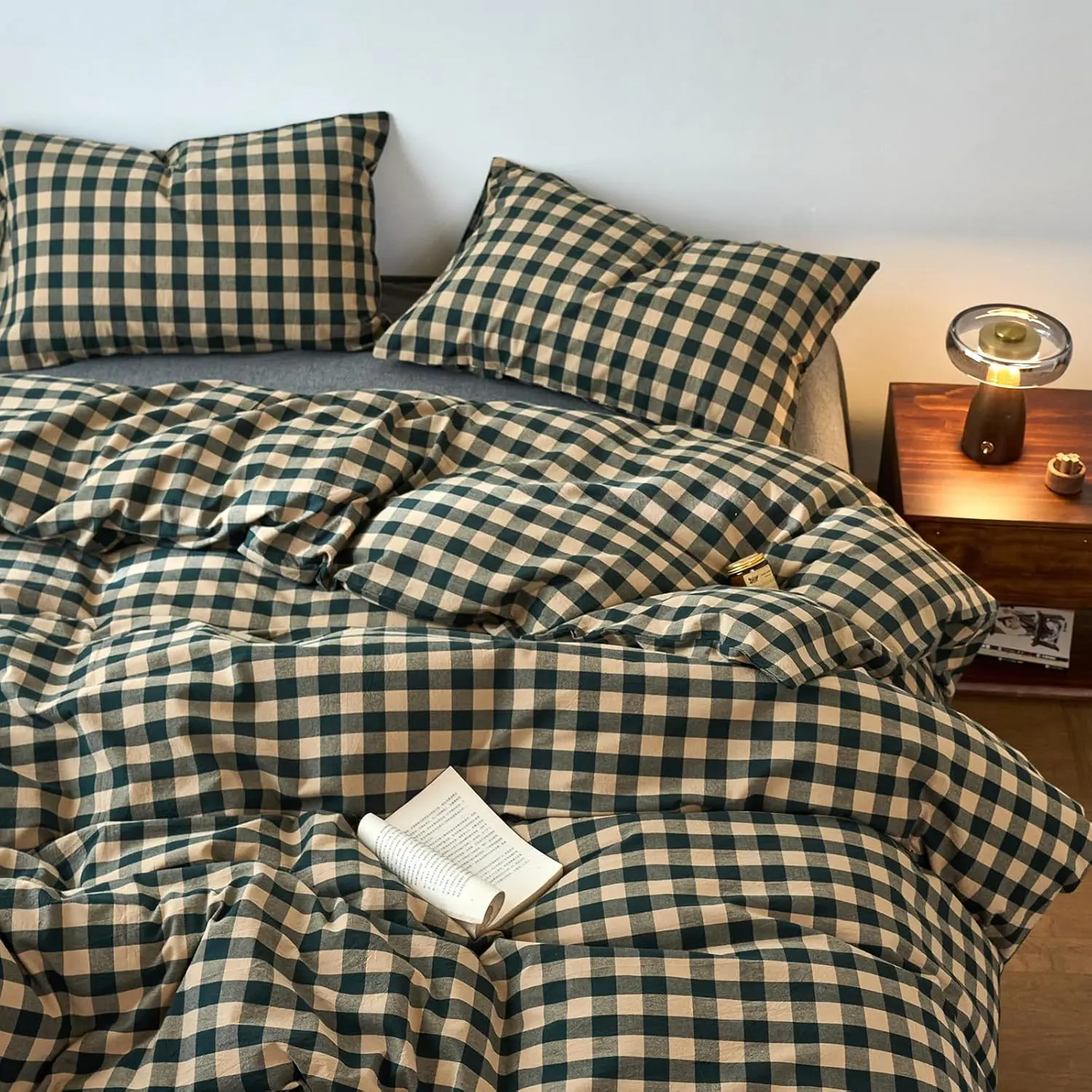 L9# Green & Beige Plaid