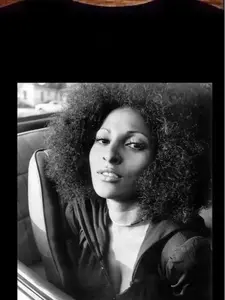 Retro Style Pam Grier Foxy Brown Photo T-Shirt Size S-6XL, All Colors, Gift for Women Men, Made In USA, US Size S-6XL, 100% cotton, Classic Fit, Unisex T-Shirt