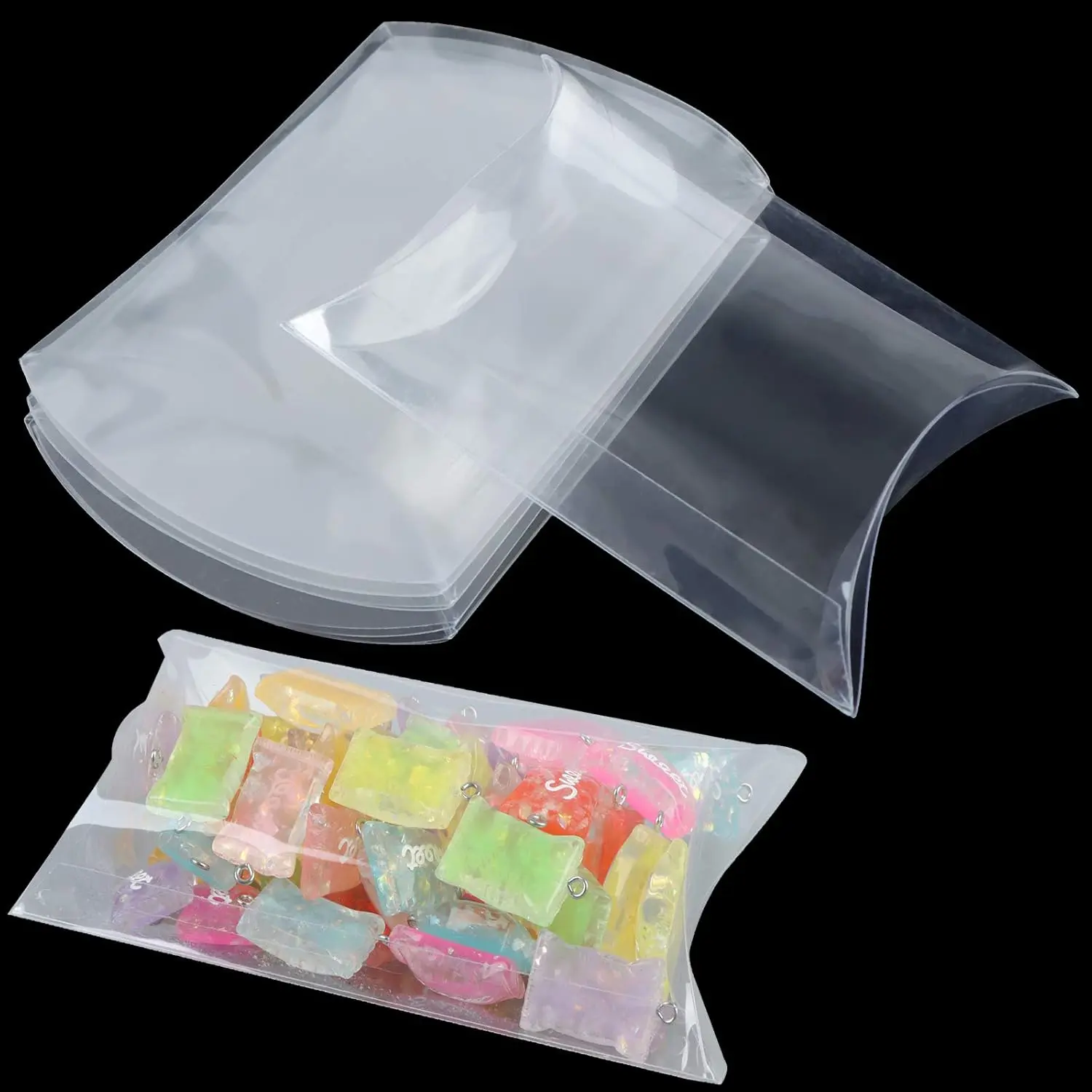 45 PCS 5.51 x 3.54 x 1.18 Inch Clear Plastic Pillow Gift Boxes Candy Treat Gift Box Transparent Party Favor Boxes Sweet Bags for Wedding Bridal Shower Baby Shower Birthday Party Supplies