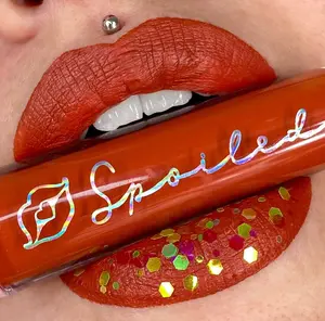 Scarlett | Liquid Lipstick - Vegan, Waterproof, Compact Size, Multicolor Glossy Makeup, Ethical Choice, US Product, Glossy Finish, Cruelty-Free, Compact Design Lipgloss Daily Cosmetic