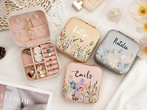 Personalized Square Jewelry Box, Custom Name Travel Case, Bridesmaid Gift, Wedding Favor, Mother's Day Gift, Bridal Party Gift, Gift for Her