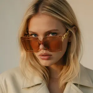 Oversized Square Chain Detail Gradient Lens Thick Frame Retro Trendy Fashion Sunglasses