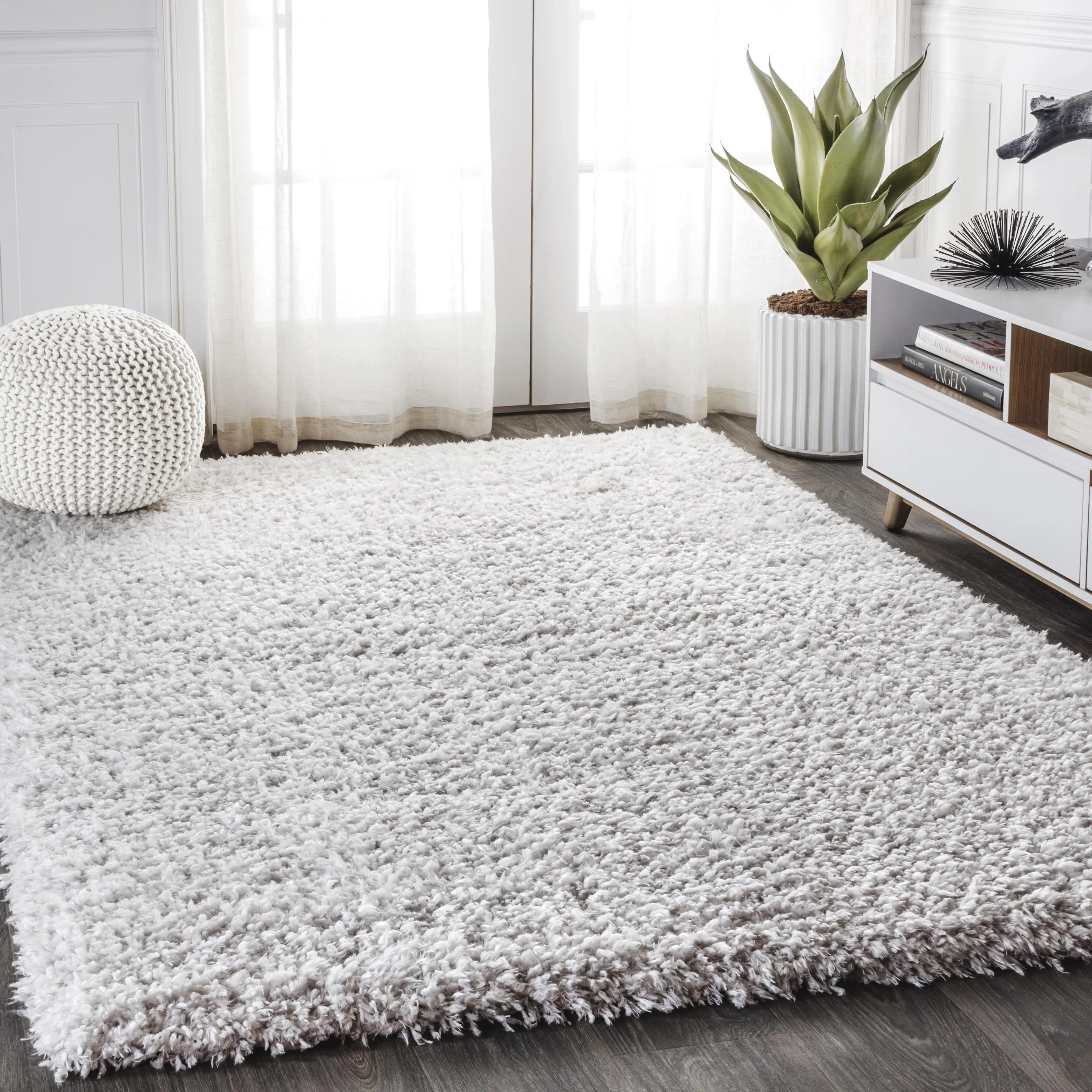 JONATHAN Y Aydin Solid Plush Shag Indoor Area Rug - Cool Gray, Dark Gray, Decorative Rugs for Living Room, Bedroom, Office, Cool Gray Area Rugs, Dark Gray Area Rugs