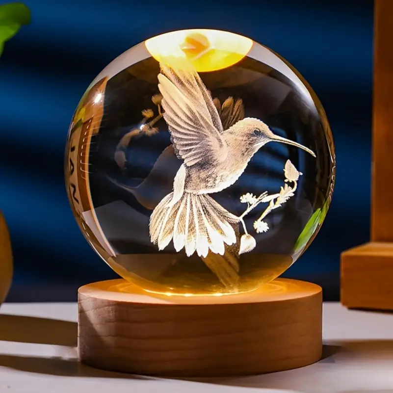 1pc Color Change LED 3D Hummingbird Crystal Ball Ornament - Laser Engraved Animal Figurine with Wooden Light Base, Soft Glow Night Light, Home Bedroom Decor, Birthday Gift For Kids Children, Graduation Gift for Women, Men, Friends, 2.36 IN