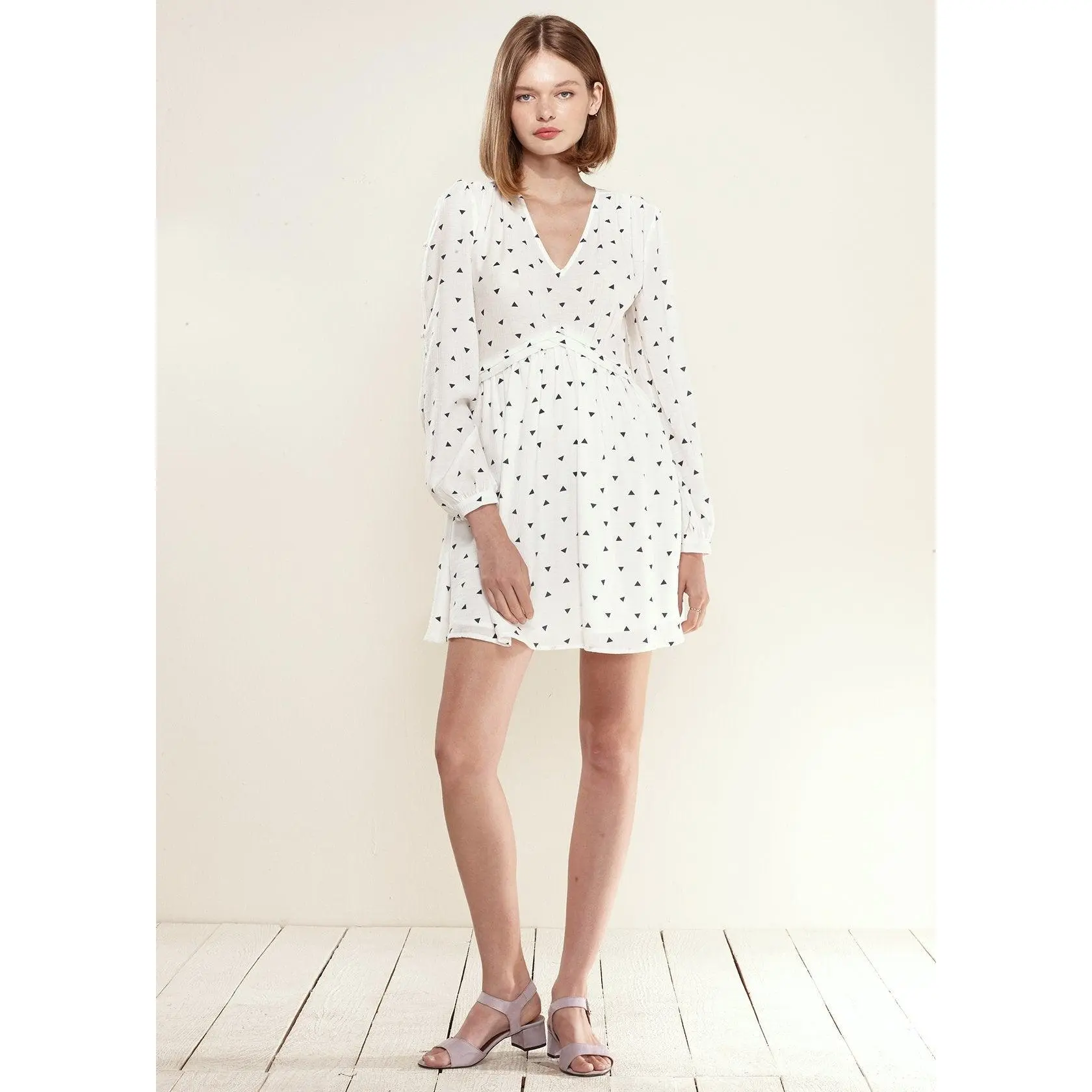 Women's Triangle Print Long Sleeve Dress in White Triangle