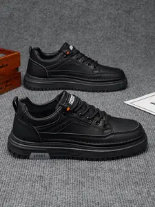 Unisex Height Boost Casual Shoes: Platform Height Increase, Matte Black Texture, Contrast Stitching. For Daily Outings/Stylish Looks