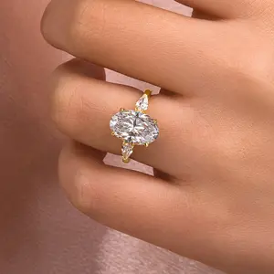 Maxine Classic Synthetic Moissanite 4.0ct Oval Cut Three Stone Engagement Ring ,Women's Ring Jewelry, Wedding Ring for Daily,Travel,Proposal,Wedding,Birthday,Anniversary