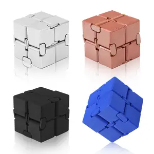 Infinite Flip Puzzle Cube, 1 Count Solid Color Durable Creative Digital Cube Puzzle Toy, Finger Stress Relief Toy, Pocket Toy for Kids & Adults