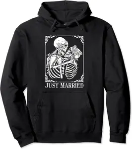 Just Married Spooky Halloween Skeleton Married Couple Pullover Hoodie - Yoandymira Shop 95B09DTQRYFJ