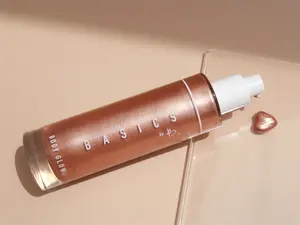 Basics By B Body Glow | Vegan Hydrating Illuminating Lotion | Antioxidants + Jojoba Oil | No Glitter, Deep Hydration, Natural Radiance