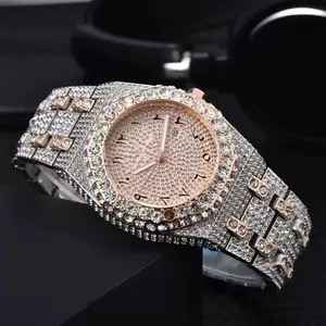 Men's high-quality watch, trendy and fashionable quartz watch, automatic waterproof, shiny wristwatch for daily wear