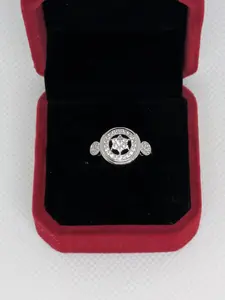 Brand New (Unisex) Real Moissanite 6 Point Star Ring In A Size 7 (XP L7 Stamped)